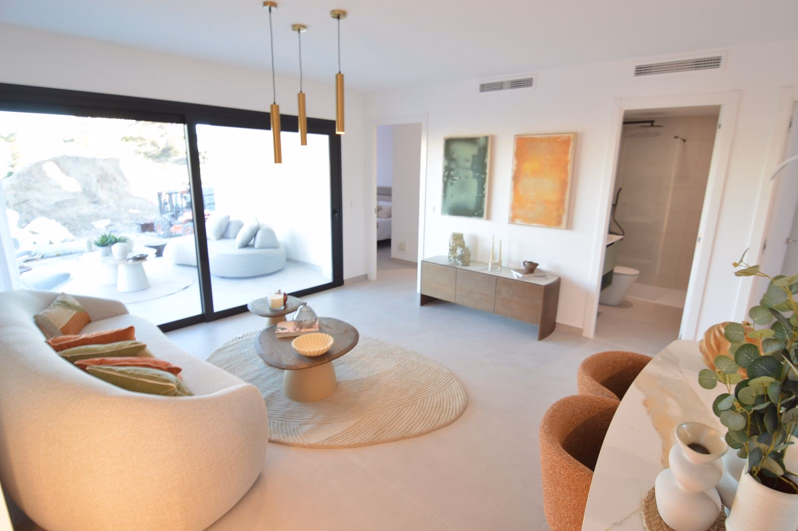 Beachside 2-Bedroom Apartment in Benidorm - 3