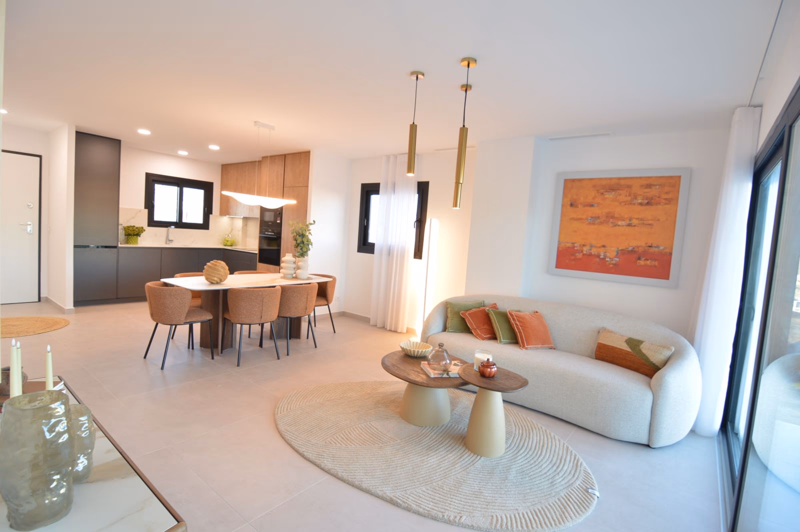 Beachside 2-Bedroom Apartment in Benidorm - 4