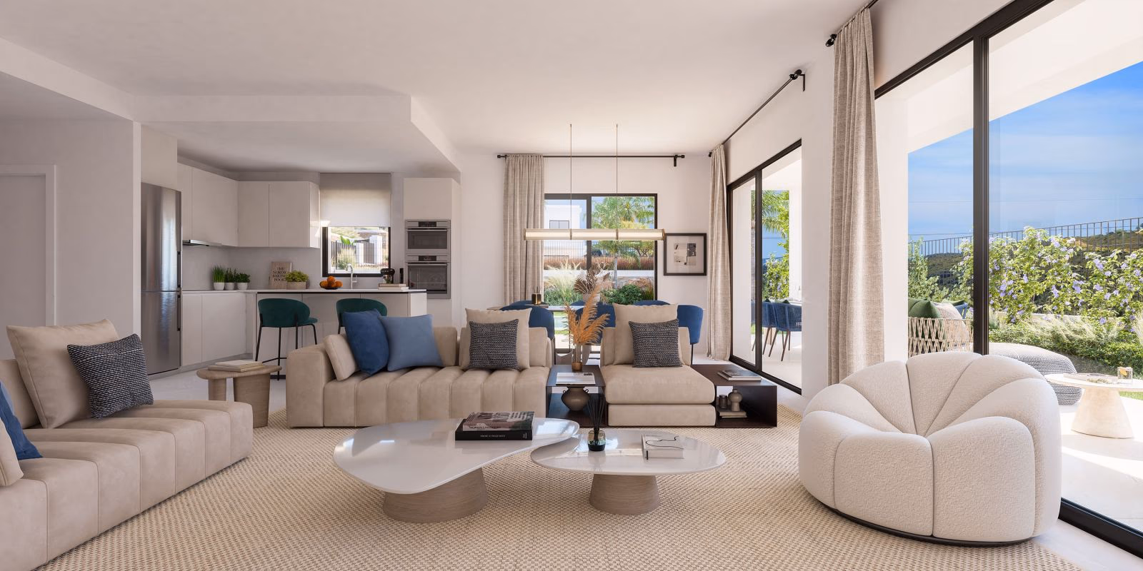Helles Wohnzimmer mit Meerblick und Terrassenzugang
