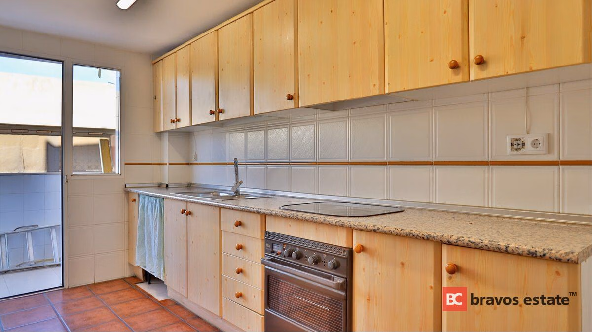 Beachside 2-Bedroom Apartment in El Campello - 5