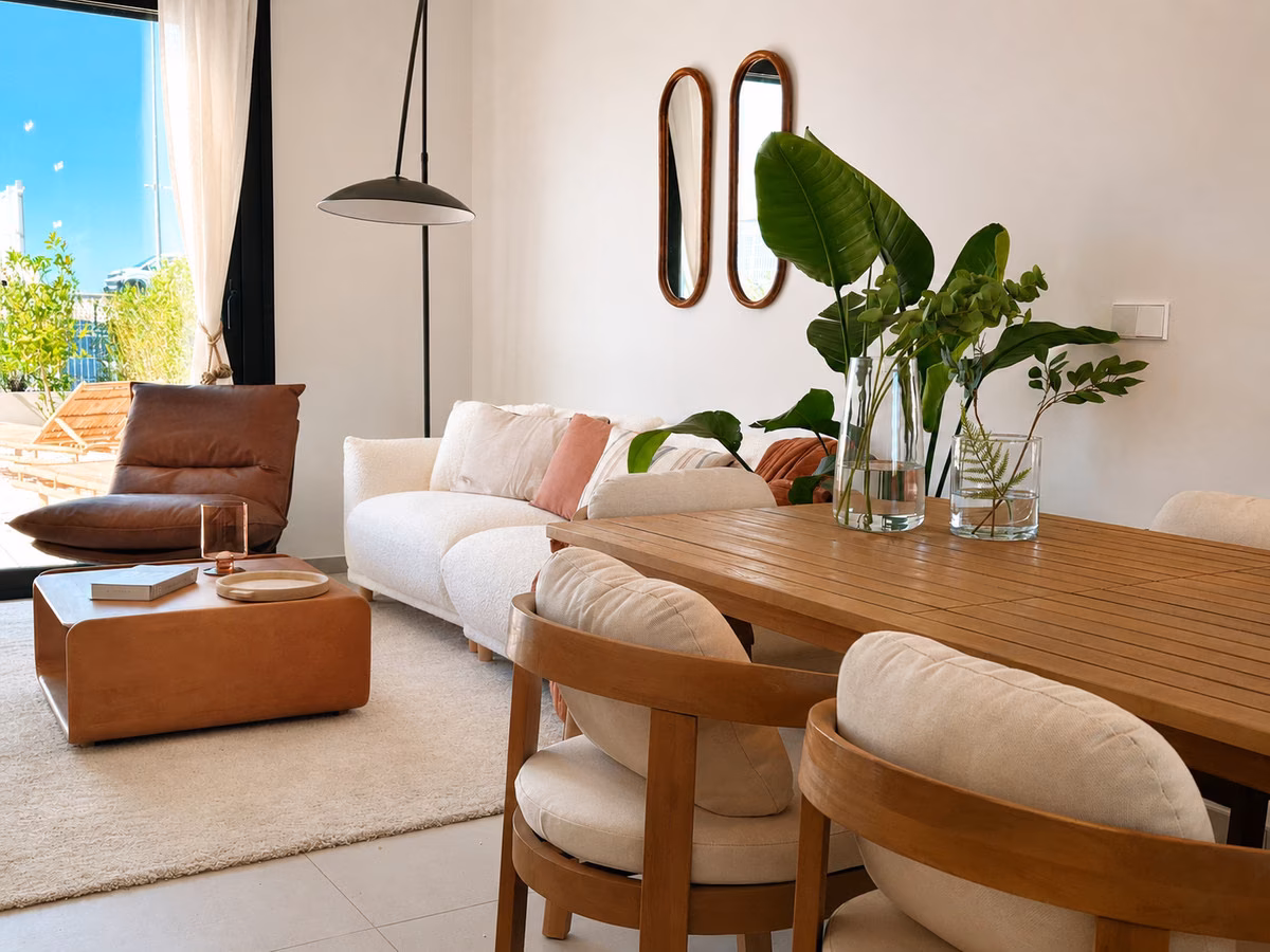 Schlafzimmer mit Einbauschränken
