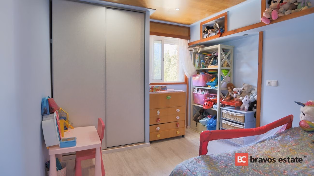 Apartamento Cerca del Mar de 3 Dormitorios en Playa de San Juan - 2