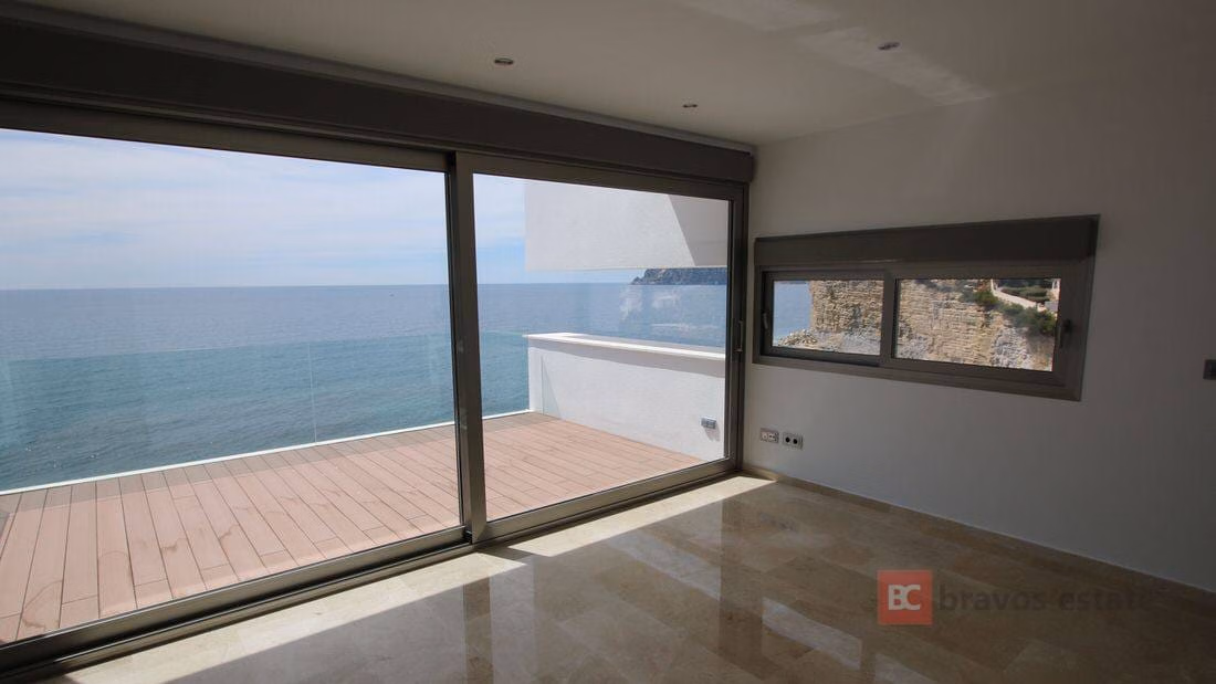 Villa Frente al Mar de 4 Dormitorios en Benissa - 11