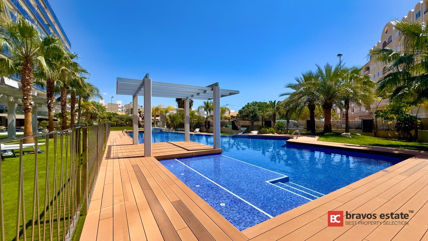 Seafront 2-Bedroom Apartment in El Campello - 2