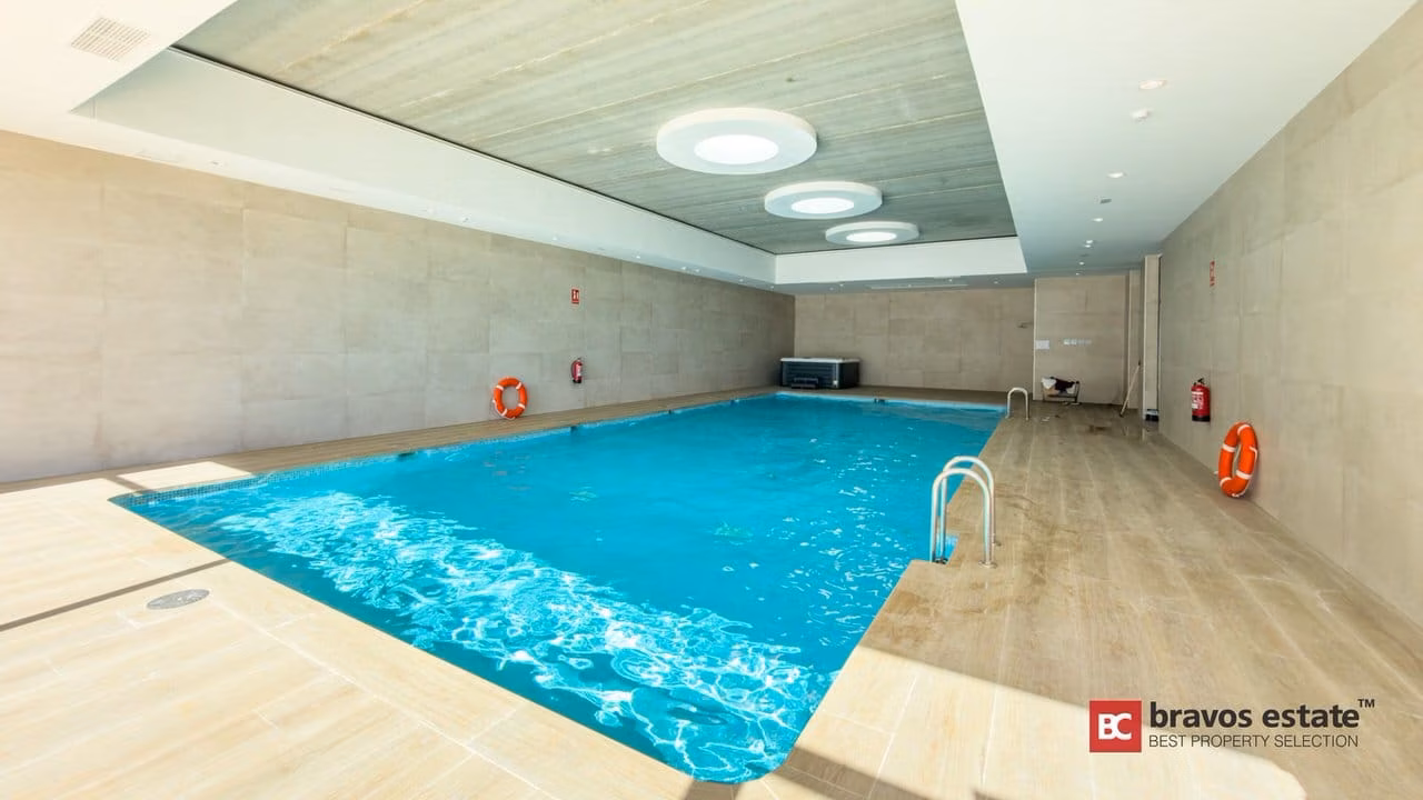 Piscine intérieure de Camporrosso Serpentine