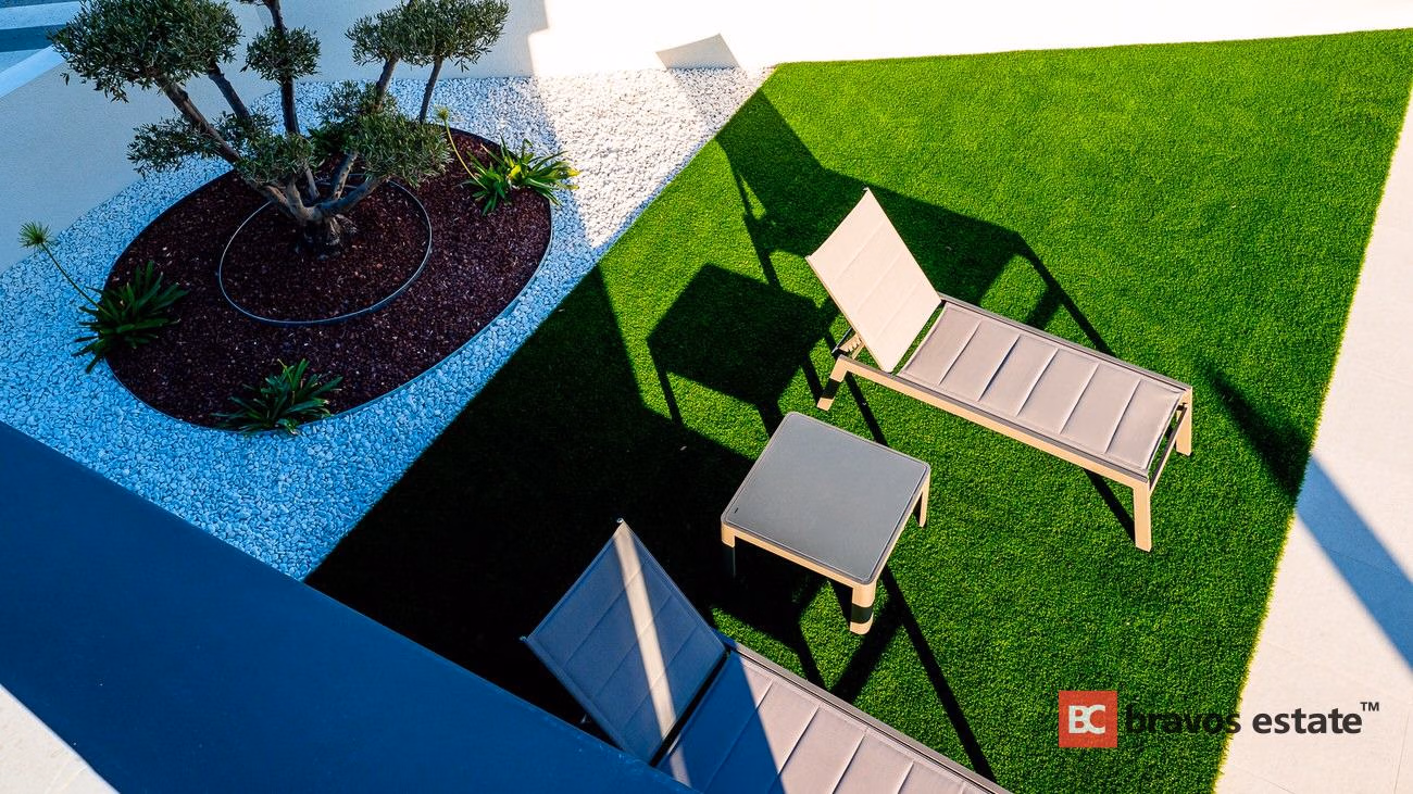Villa de Obra Nueva de 5 Dormitorios en Torrevieja - 9