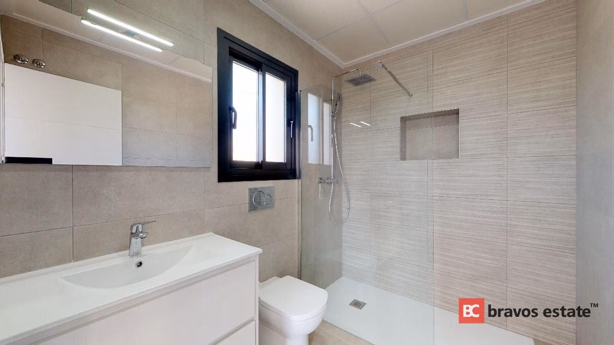 Neubau-Villa mit 3 Schlafzimmern in Torrevieja - 12