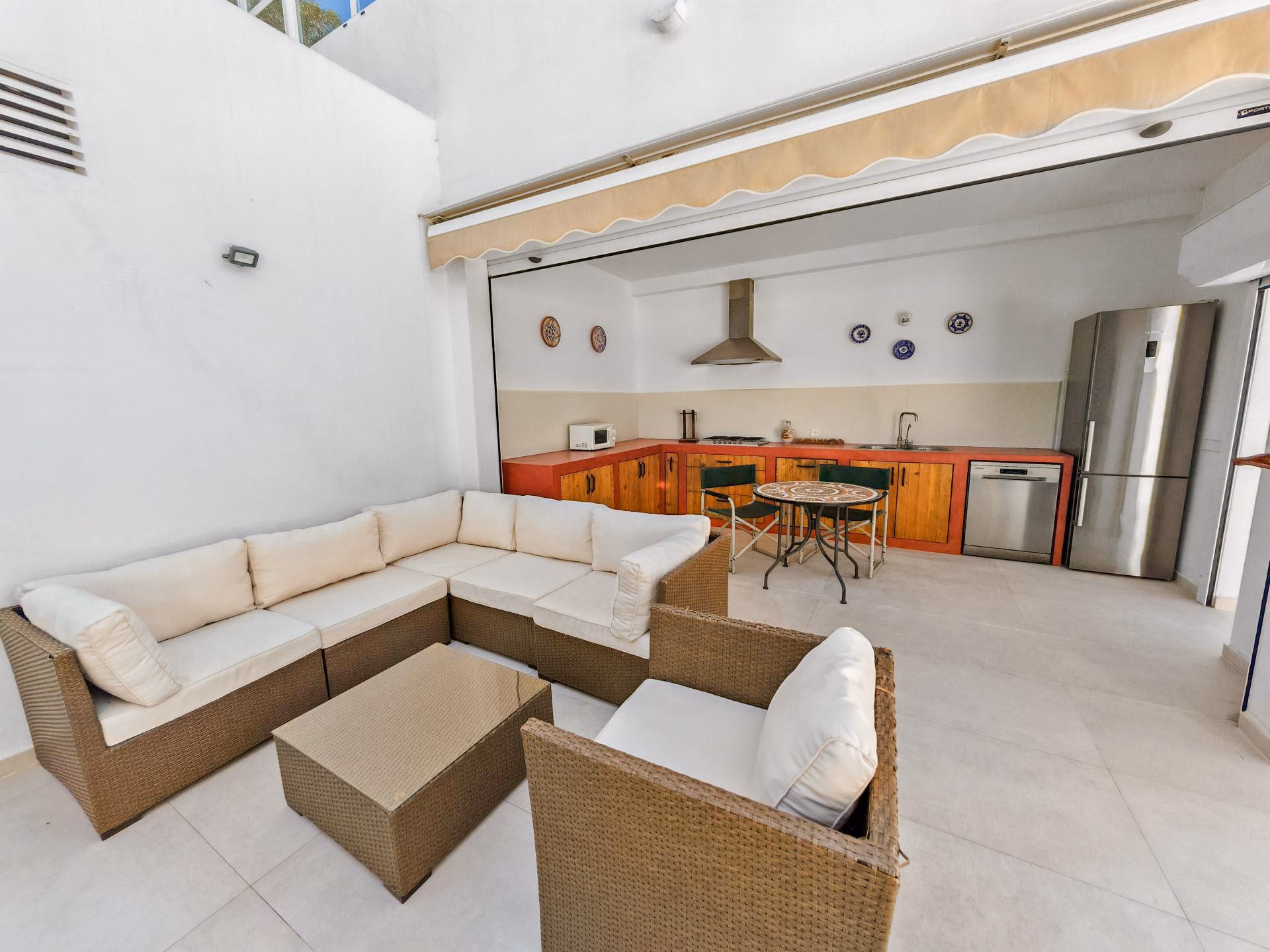 Don Cayo, Altea — Frontline Golf 4-Bedroom Villa, 1,200 m² Plot, Renovated 2022 - 23
