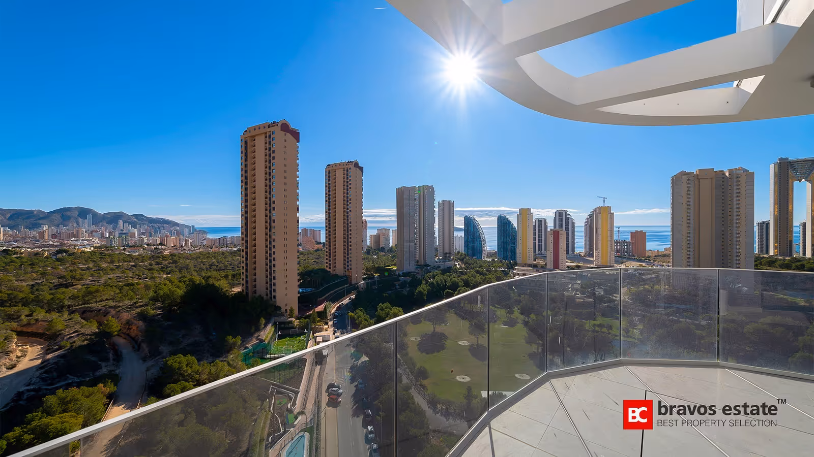 Vistas al golf y al skyline desde el balcón
