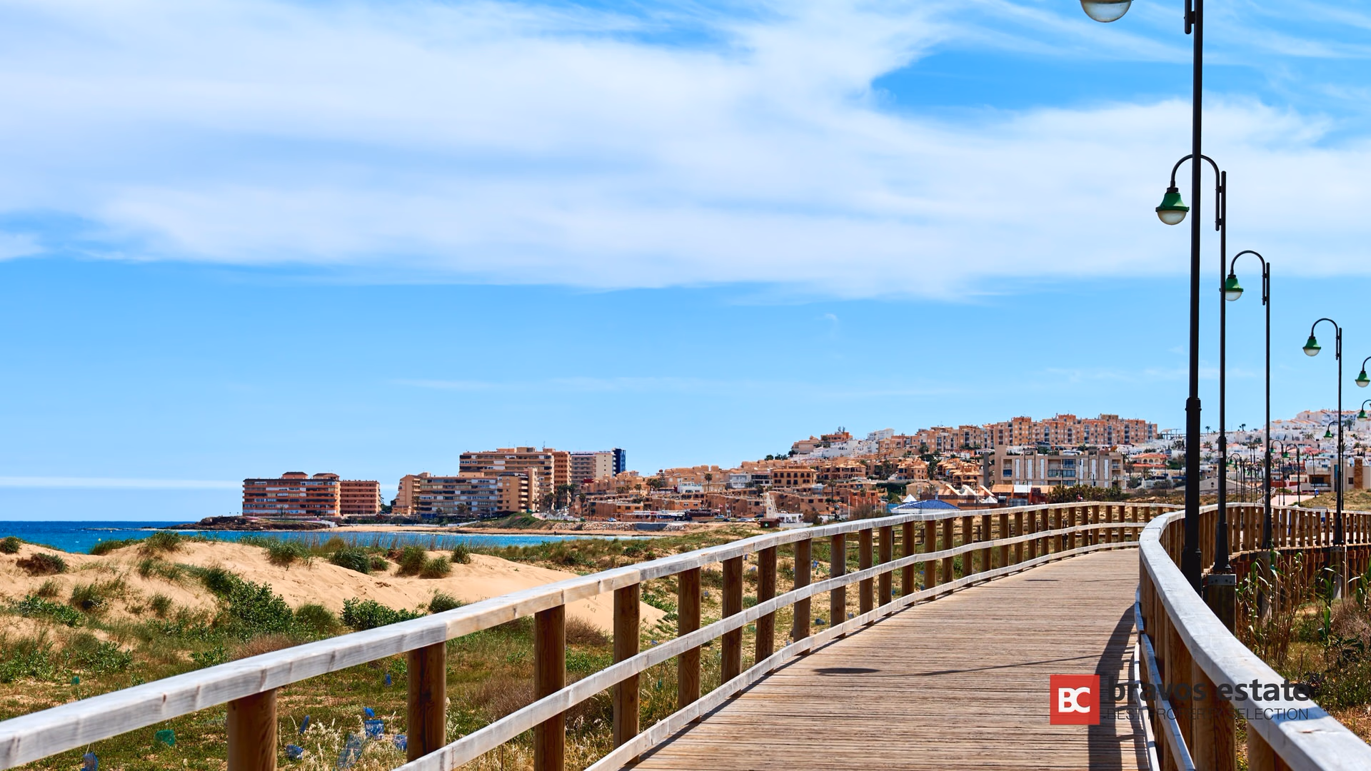 Passerelle de La Mata dans les dunes