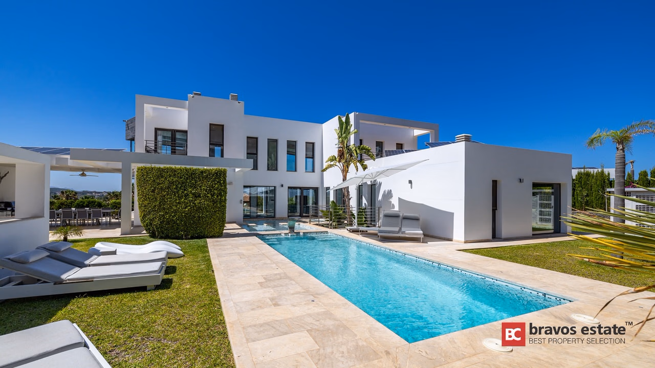 Luxe villa met 5 slaapkamers in Javea - 11