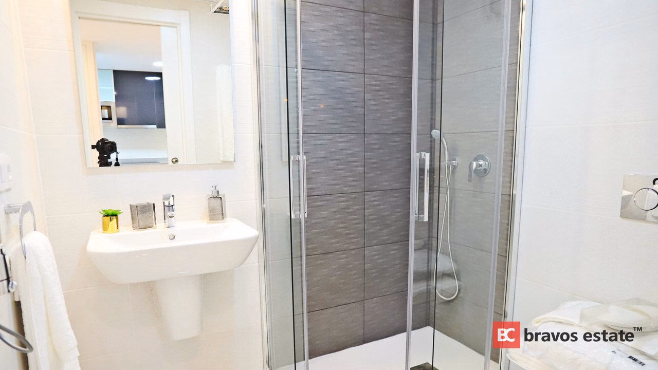 Beachside 3-Bedroom Apartment in La Zenia - 1