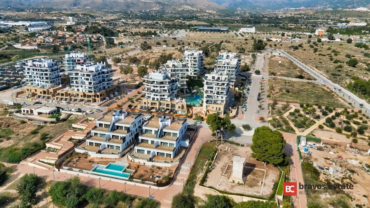Seafront 3-Bedroom Apartment in Villajoyosa · 108 m² - 7