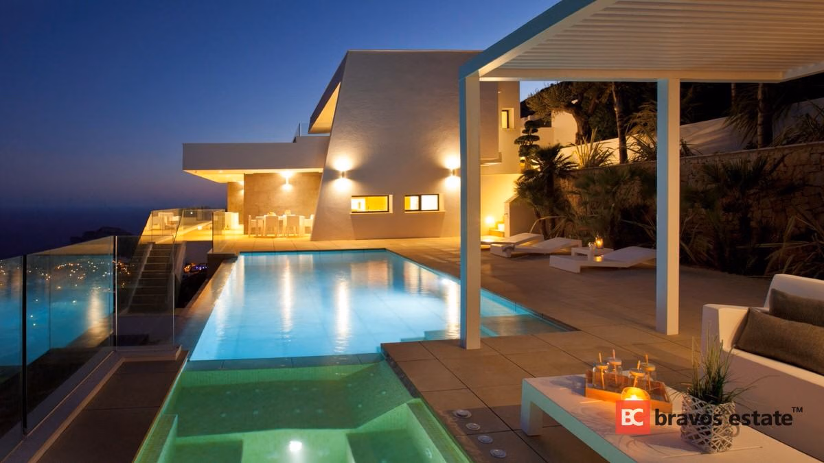 Villa De Lujo de 4 Dormitorios en Cumbre del Sol - 5