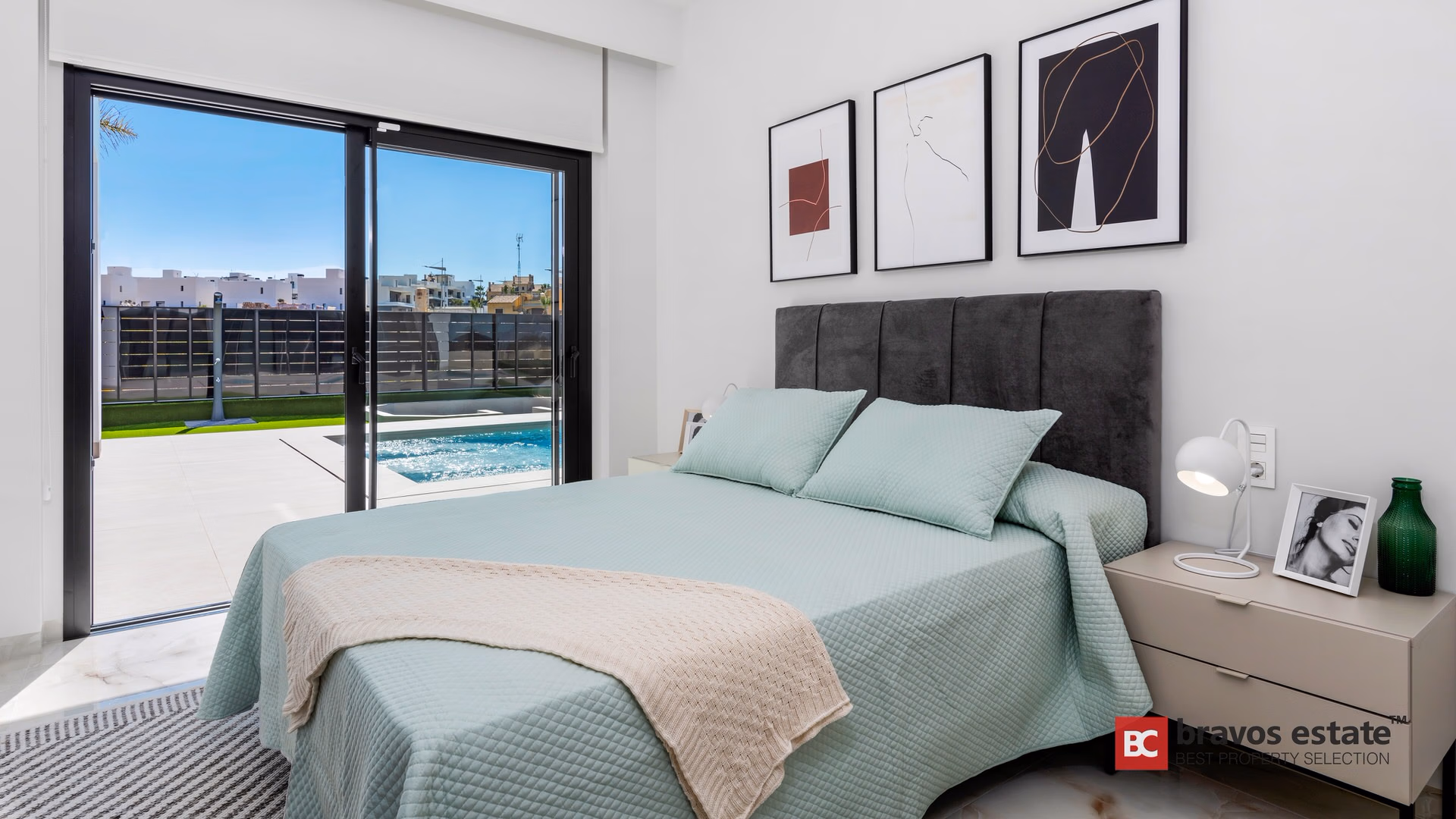 Nieuwbouw villa met 3 slaapkamers in Algorfa - La Finca Golf & Resort - 29