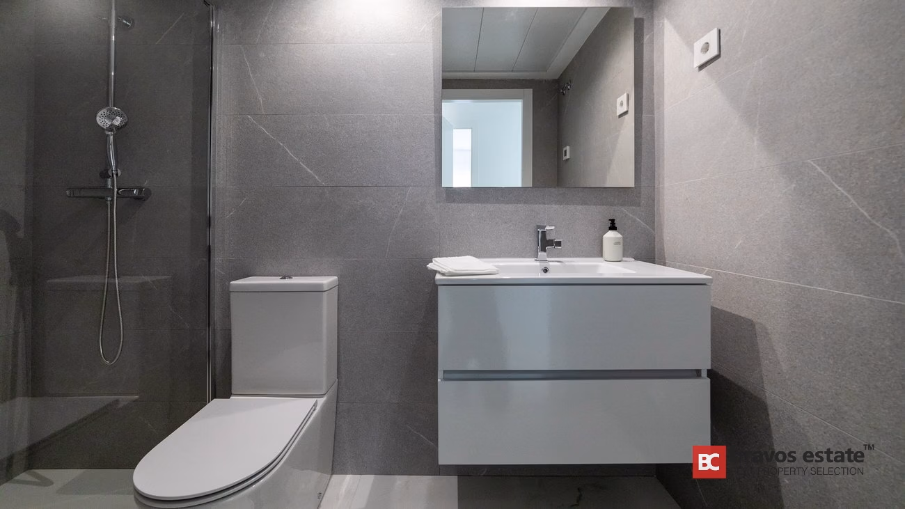 Apartamento Frente al Mar de 3 Dormitorios en Punta Prima - 26