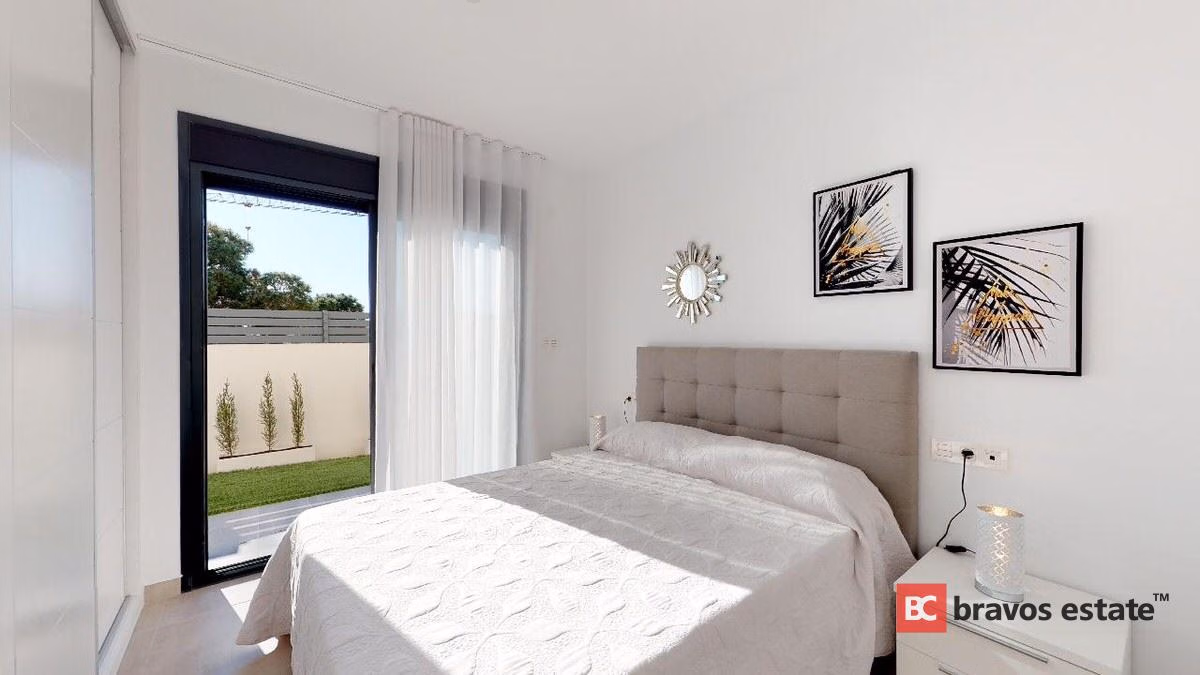 Neubau-Villa mit 3 Schlafzimmern in Torrevieja - 6