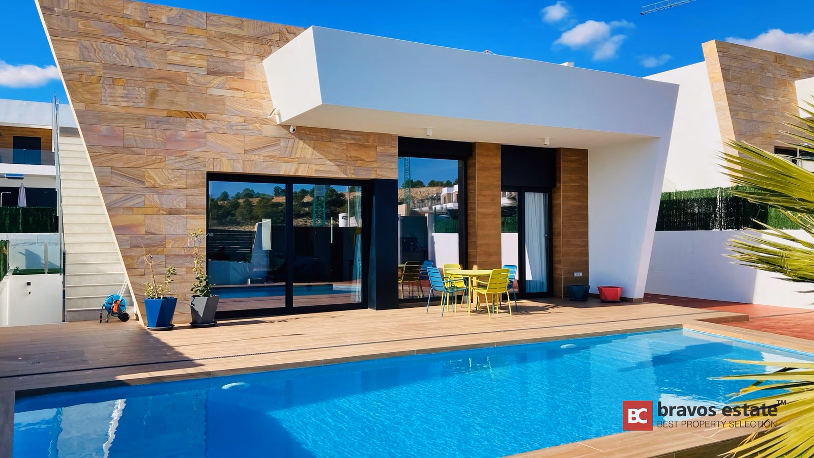 Просторная вилла, 5 спален в Финестрате · 330 m² - 3