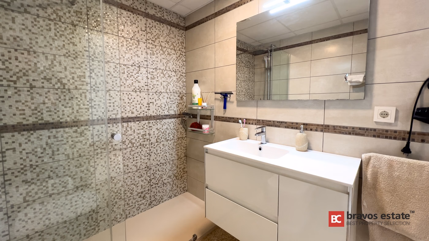Apartamento Cerca del Mar de 3 Dormitorios en Villajoyosa · 108 m² - 16