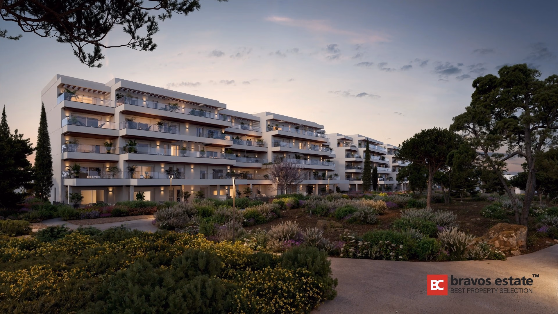Beachside 3-Bedroom Apartment in Denia - 3