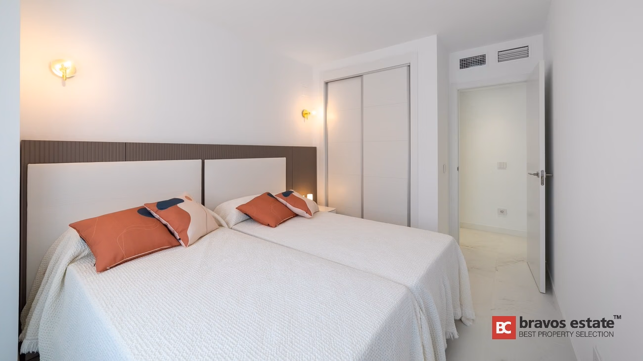 Apartamento Frente al Mar de 3 Dormitorios en Punta Prima - 29