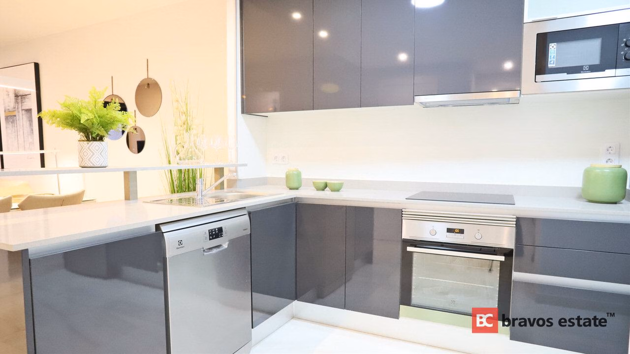Beachside 3-Bedroom Apartment in La Zenia - 14