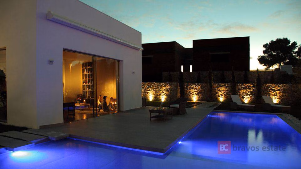 New Build 3-Bedroom Villa in Las Colinas · 140 m² - 16