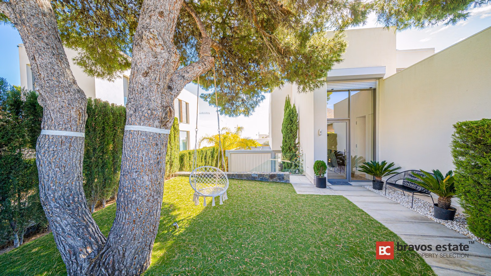 Spacious 6-Bedroom Villa in Finestrat - 20
