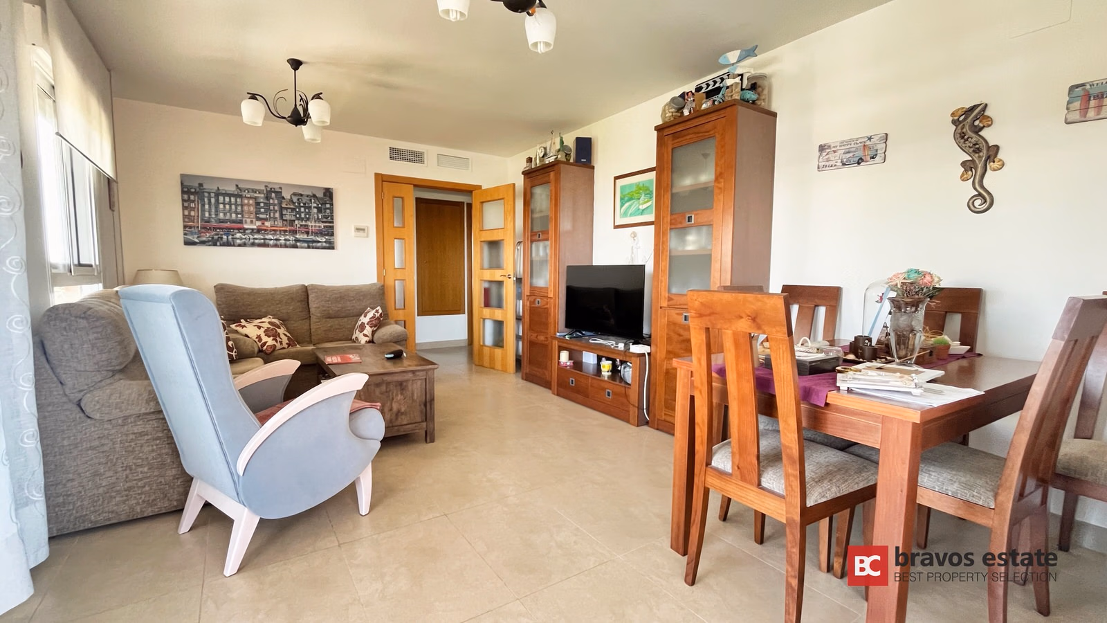 Beachside 2-Bedroom Apartment in Playa de San Juan · Ref 2001 - 5