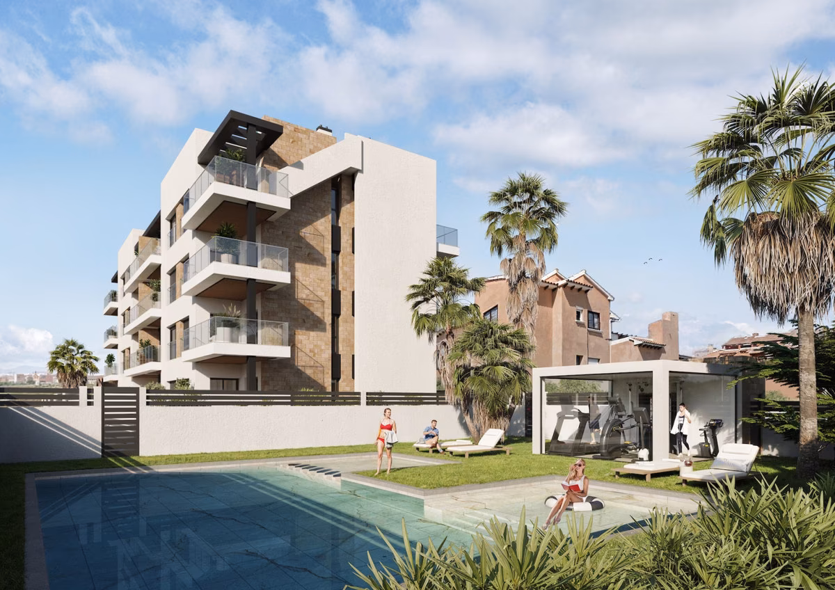 Communal pool with lawn and fitness pavilion at La Gomera Star