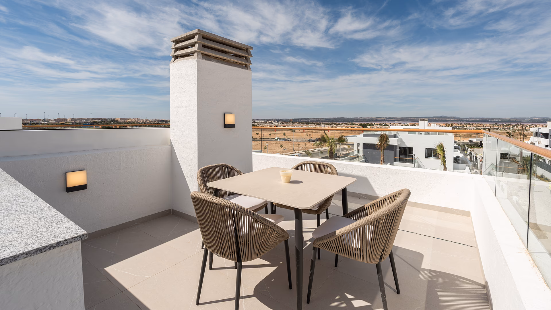 Dachterrasse zum Essen mit Ausblick