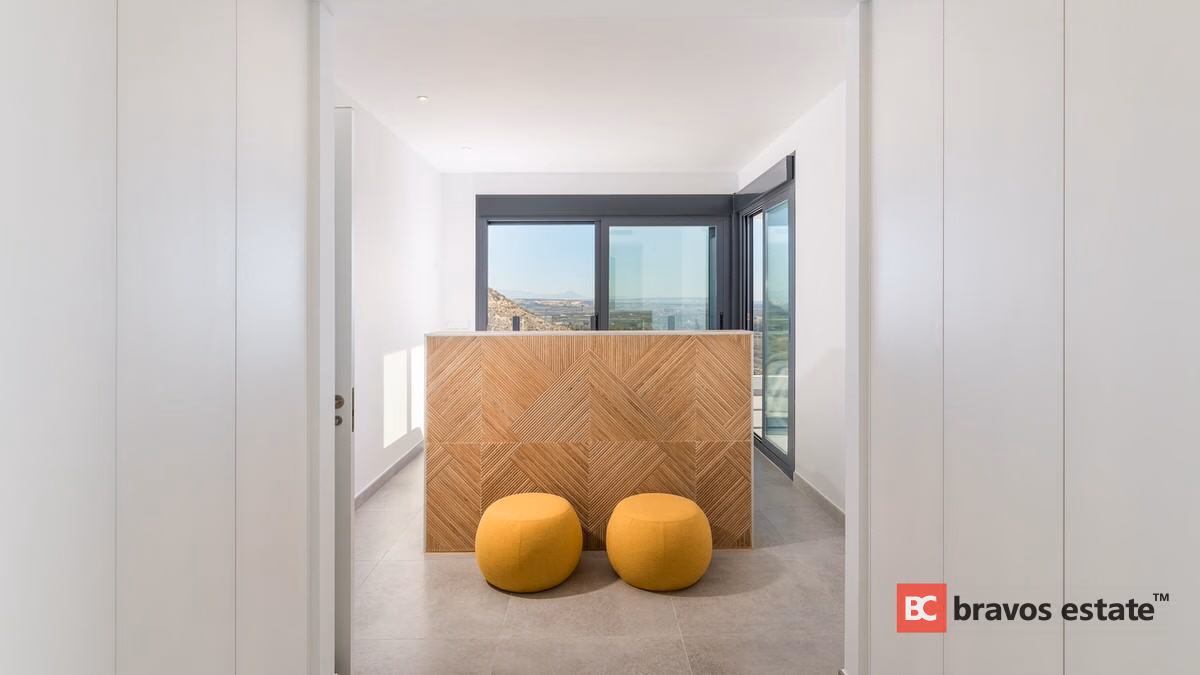 Spacious 3-Bedroom Villa in Ciudad Quesada - 11