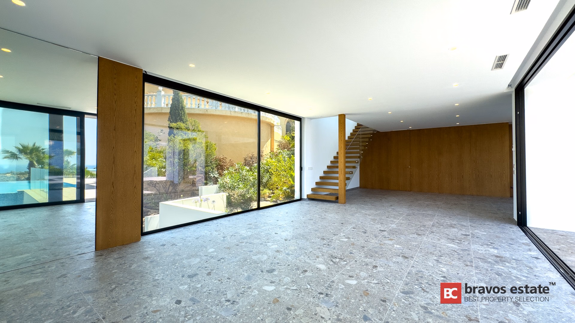 Villa De Lujo de 3 Dormitorios en Cumbre del Sol - 14