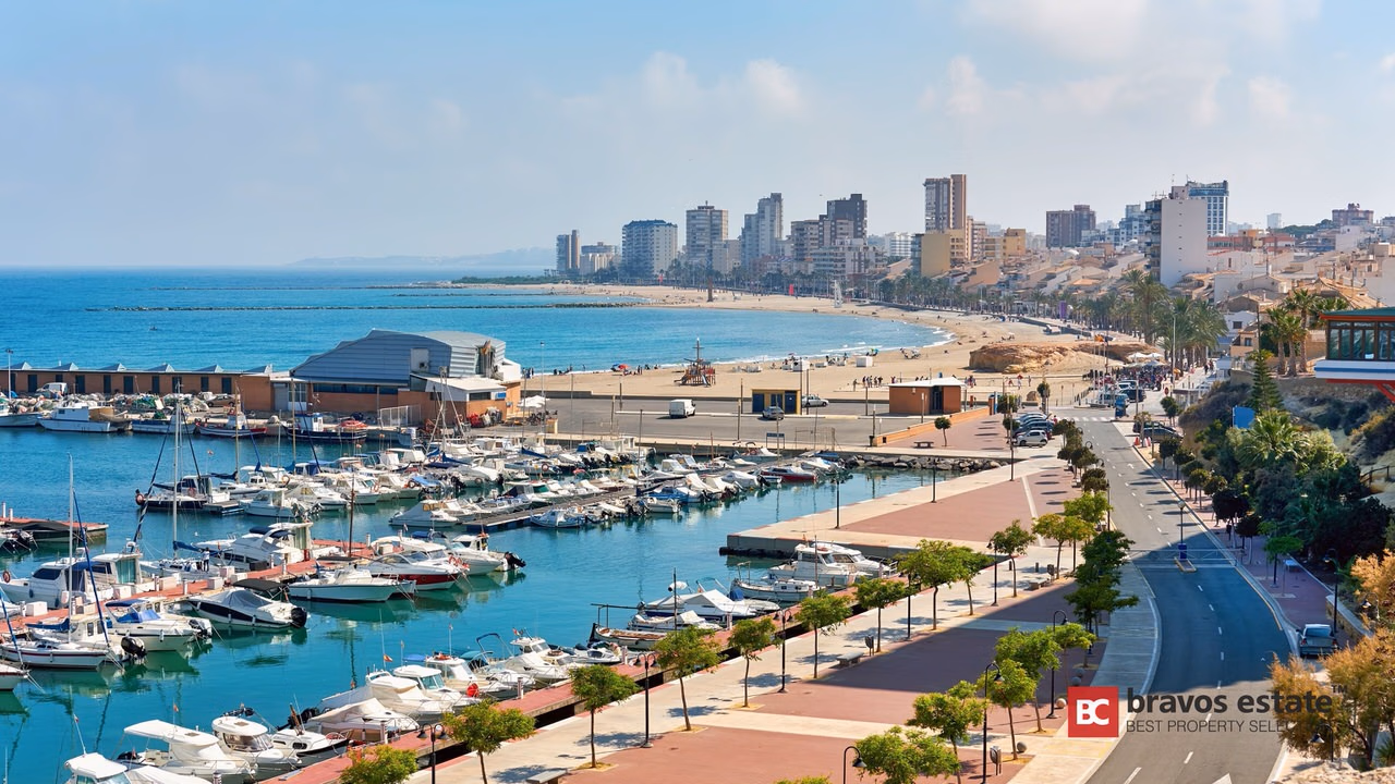 Villa Cerca del Mar de 4 Dormitorios en El Campello - 22