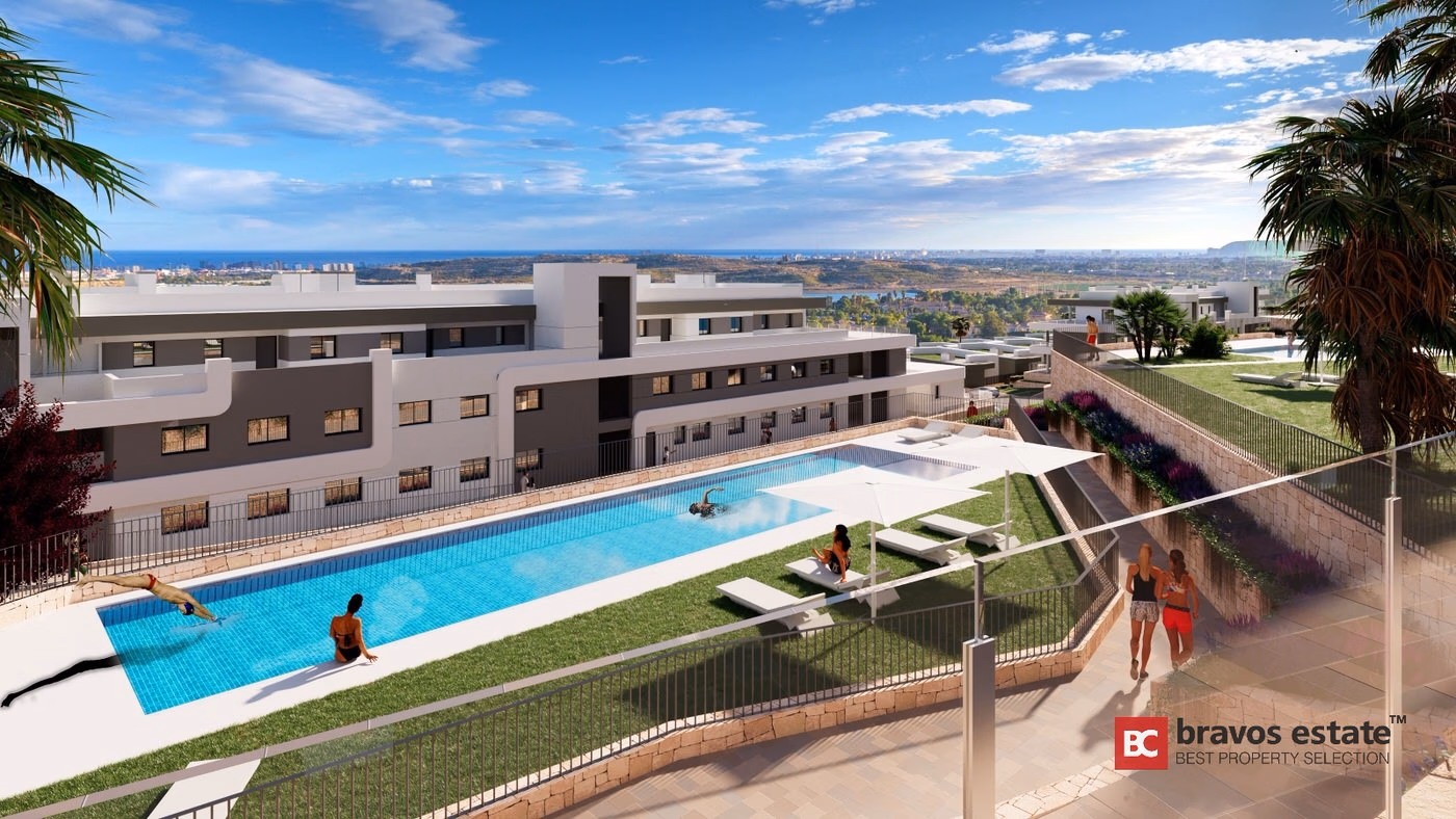 Render CGI de los bloques de apartamentos Bonalba Green con piscina comunitaria, jardines paisajísticos, palmeras y vistas panorámicas al mar y la costa en Bonalba Golf Resort.
