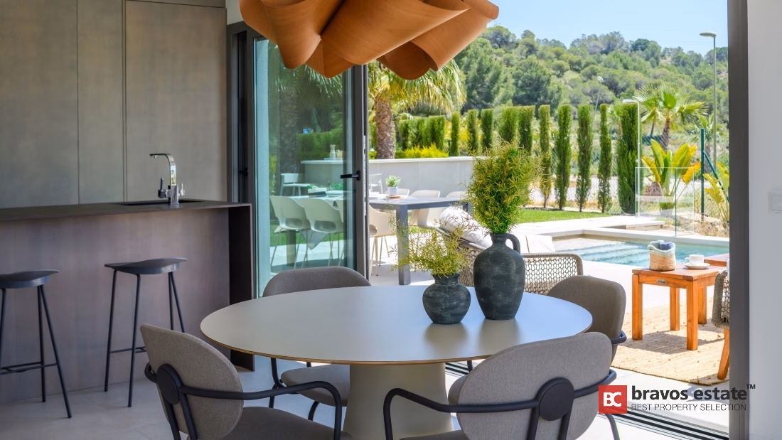 Villa Espaciosa de 3 Dormitorios en Las Colinas - 5