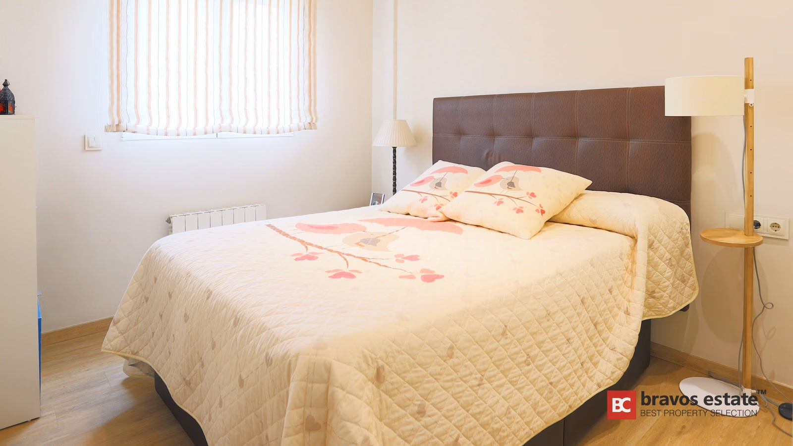 Beachside 4-Bedroom Bungalow in El Campello - 8
