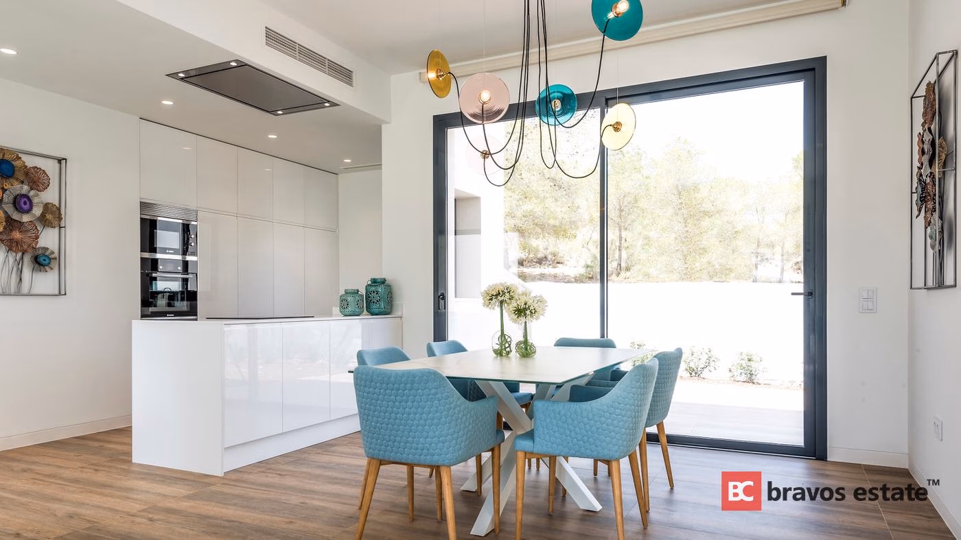 New Build 4-Bedroom Villa in Las Colinas · 245 m² - 5