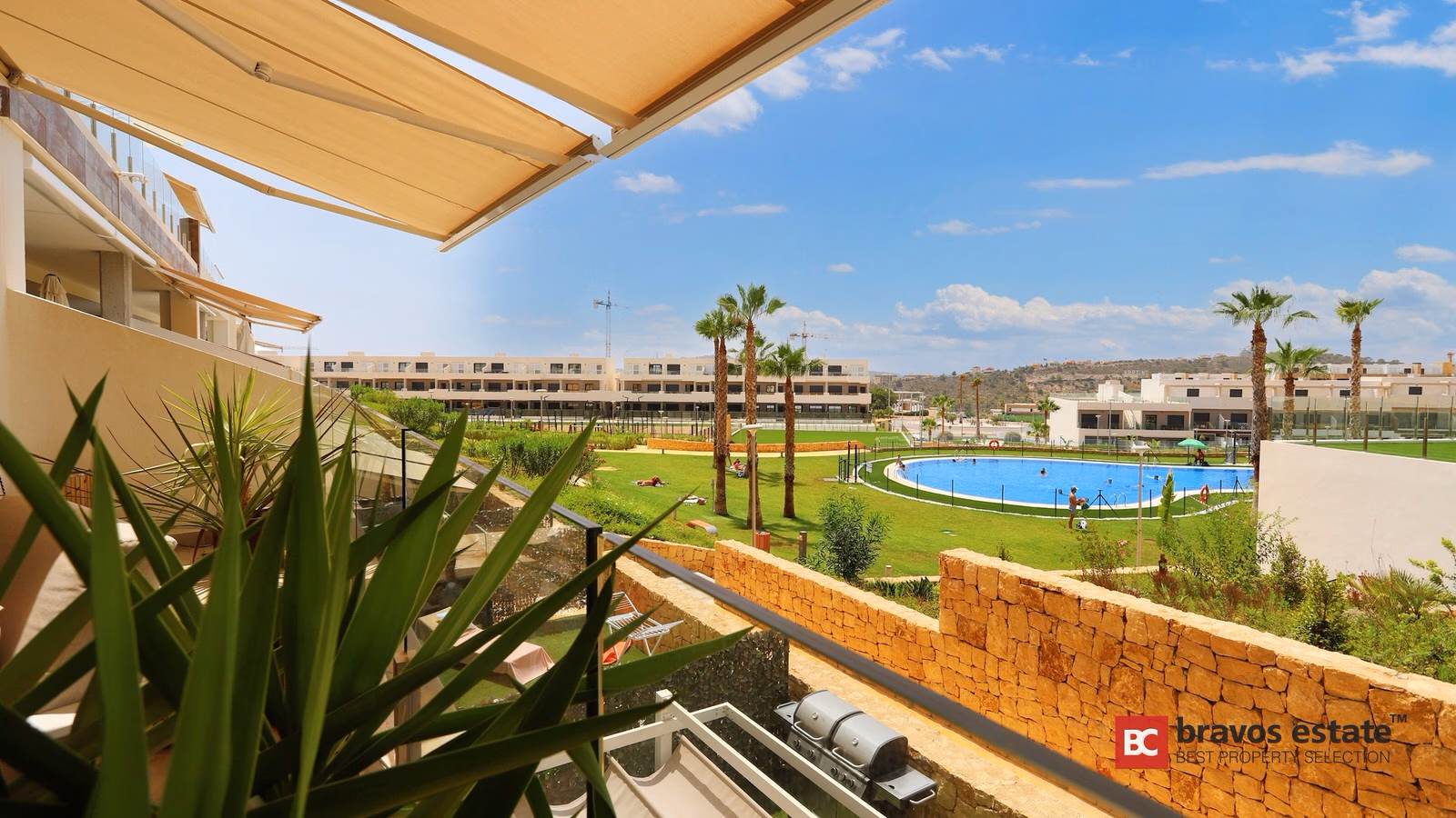 Spacious 3-Bedroom Apartment in Finestrat - 2