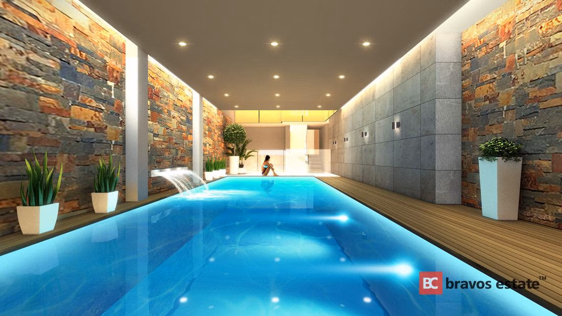 Seafront 2-Bedroom Apartment in Torrevieja - 13