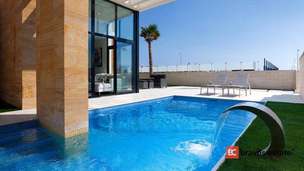 New Build 3-Bedroom Villa in Cabo Roig · 131 m² - 11