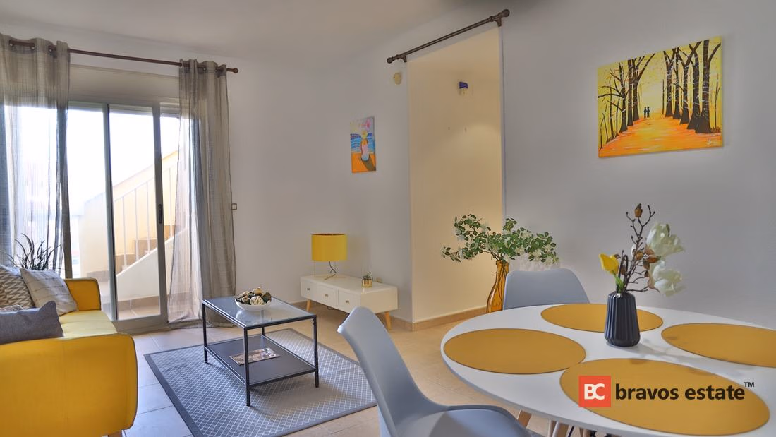 Seafront 2-Bedroom Apartment in El Campello · 75 m² - 12