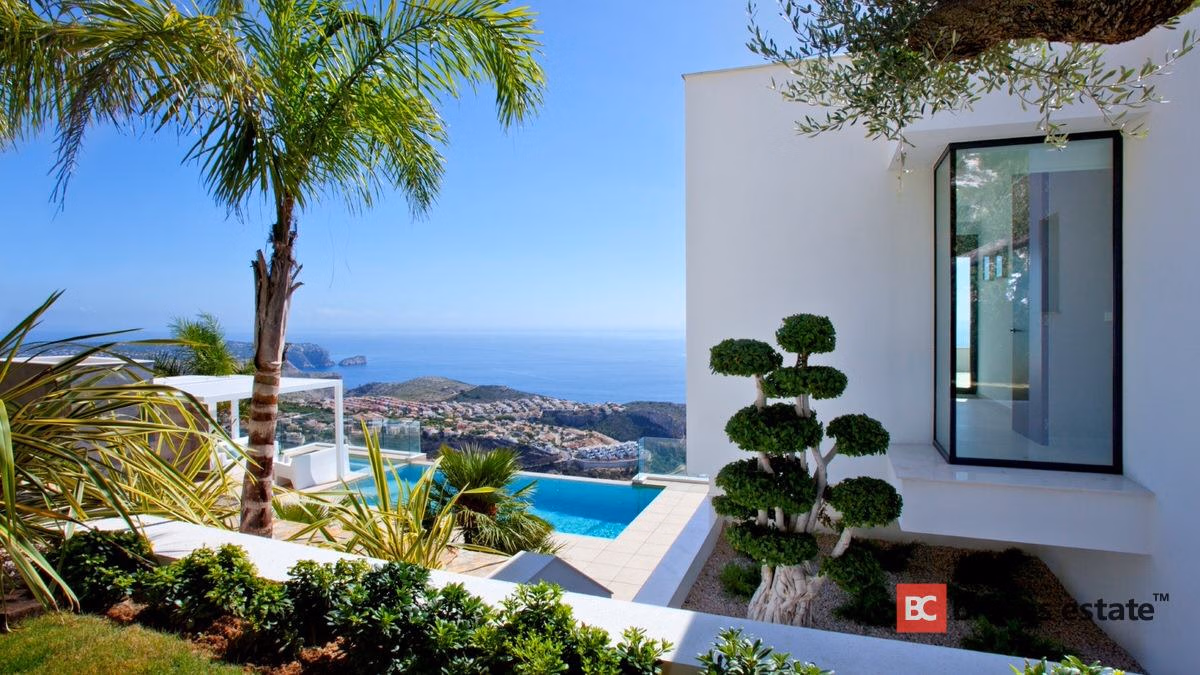 Villa De Lujo de 4 Dormitorios en Cumbre del Sol - 3