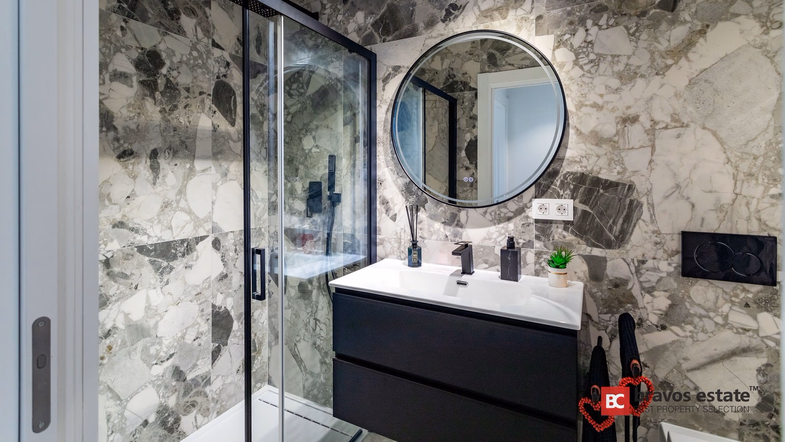Apartamento Espacioso de 2 Dormitorios en Finestrat - 23