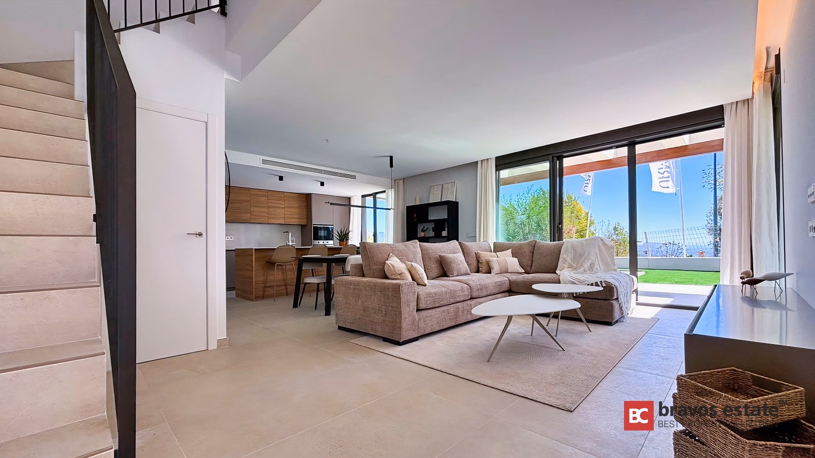 Apartamento Espacioso de 3 Dormitorios en Polop - 2