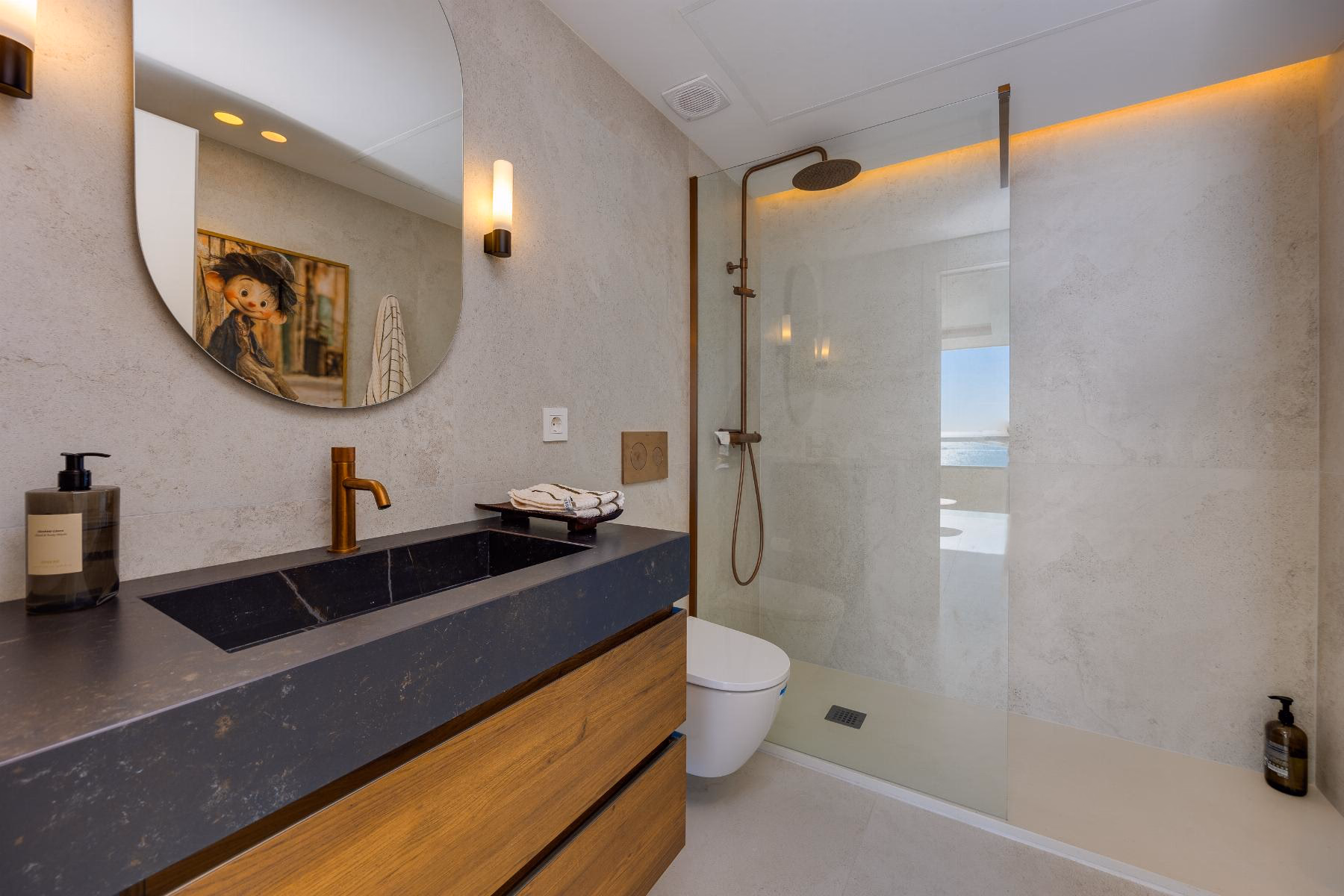 Playa del Acequión, Torrevieja — Renovated 2-Bed Seafront Apartment, 5th Floor - 36