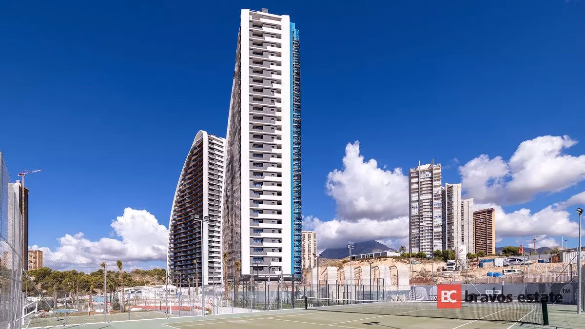 Apartamento Frente al Mar de 3 Dormitorios en Benidorm - 3