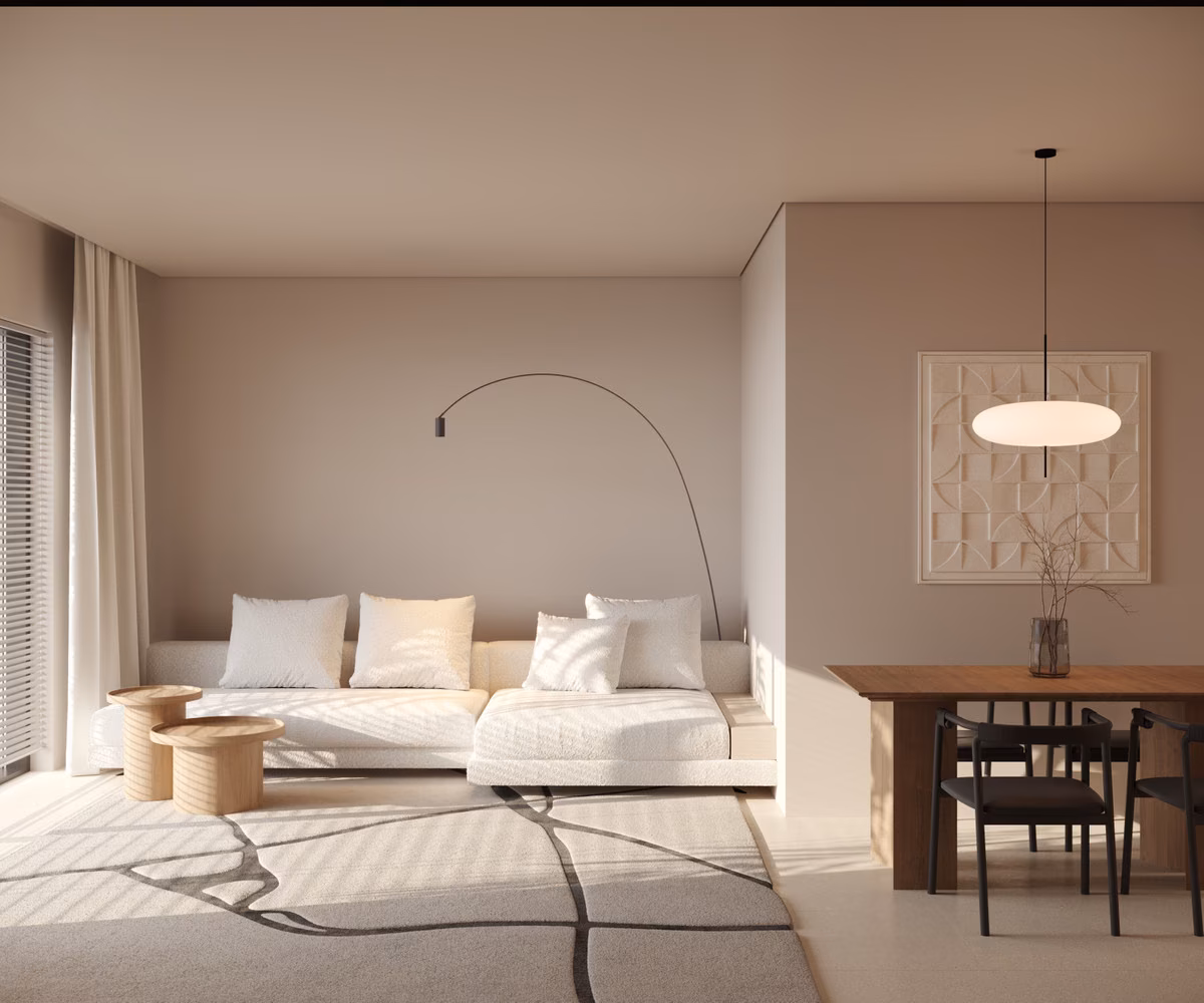 Salón con sofá blanco, lámpara de arco y mesa de comedor