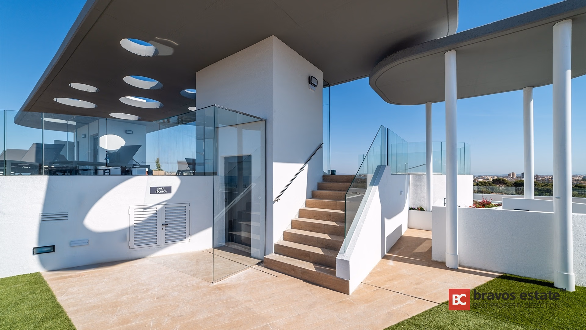 Appartement de 3 chambres en bord de mer à Punta Prima - 22