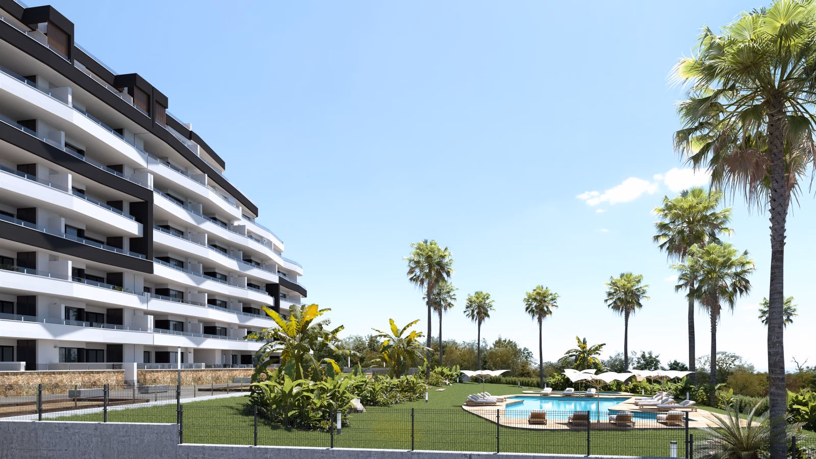 Salinas Gardens Gebäude neben dem Gemeinschaftspool und den Gartenanlagen, San Miguel de Salinas